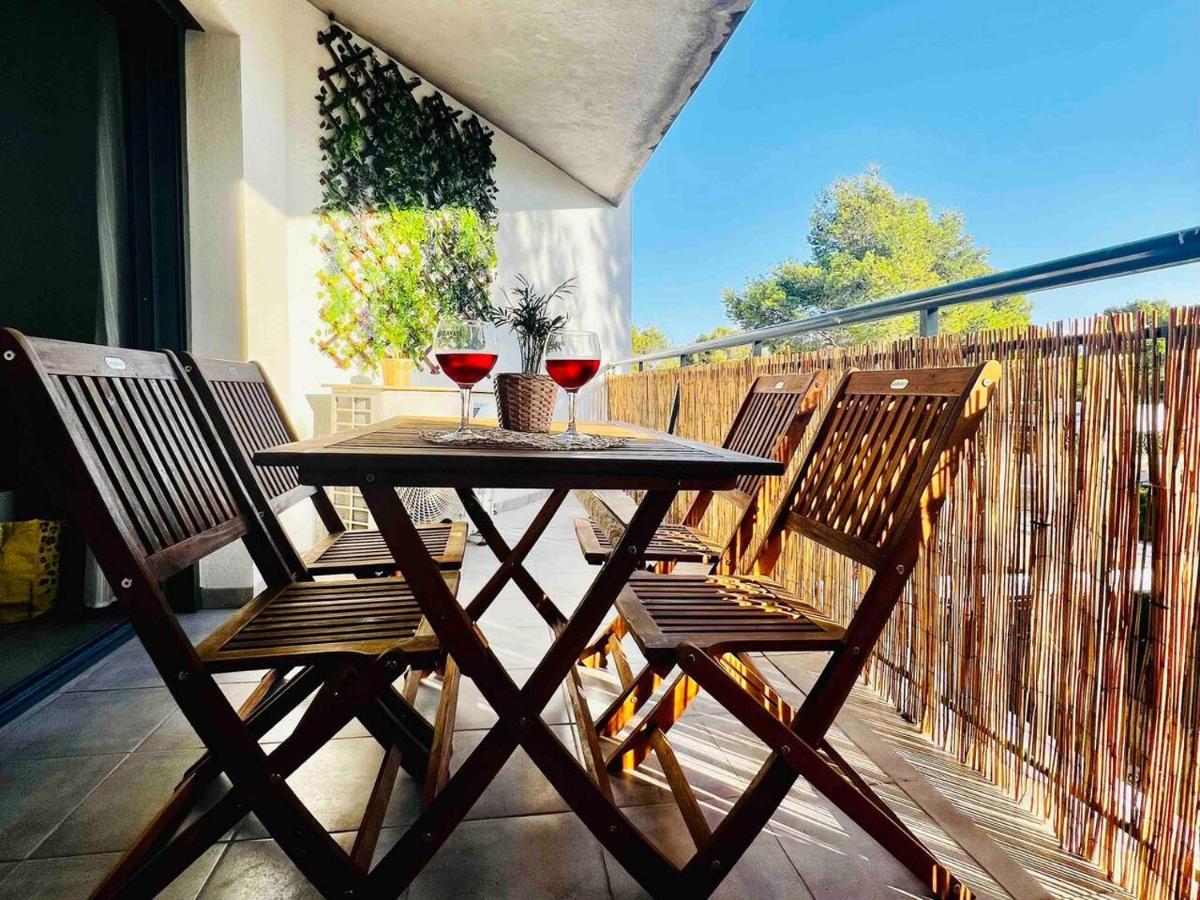 Apartamento En La Playa Calafat Luaran gambar
